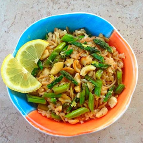 Индийский рис с орехами