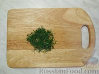 Картофельный салат с маринованными грибами и горошком