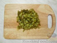 Картофельный салат с маринованными грибами и горошком