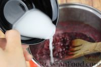 Панна котта с вишнёвым соусом